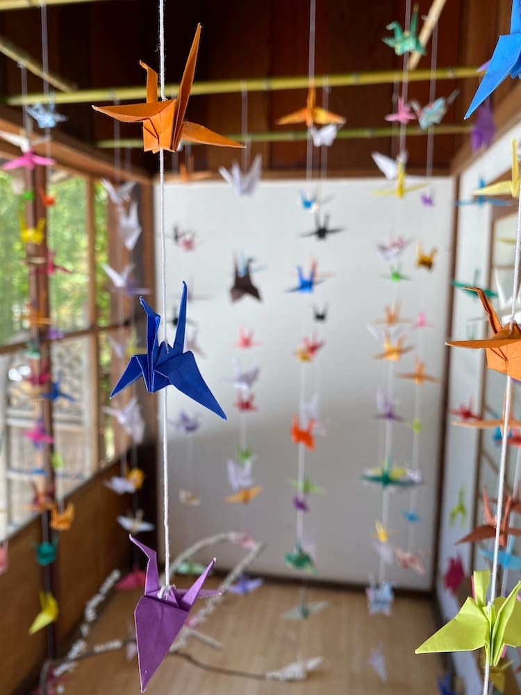 Paper Art Gift Box 🎁 165 paper cranes